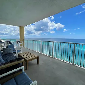 Apartment Tropic Winds 1701 Premium Corner Unit With 2 Parkings! Free Chairs Service!